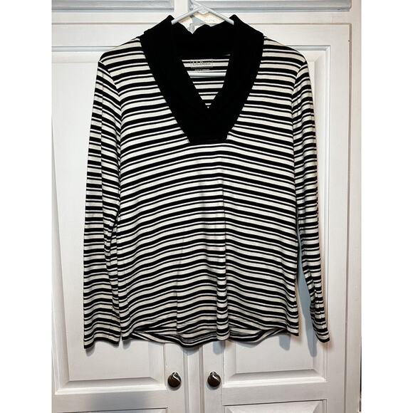 LL Bean Women’s Cowl Neck Cotton Top Striped Size Small - Picture 1 of 7
